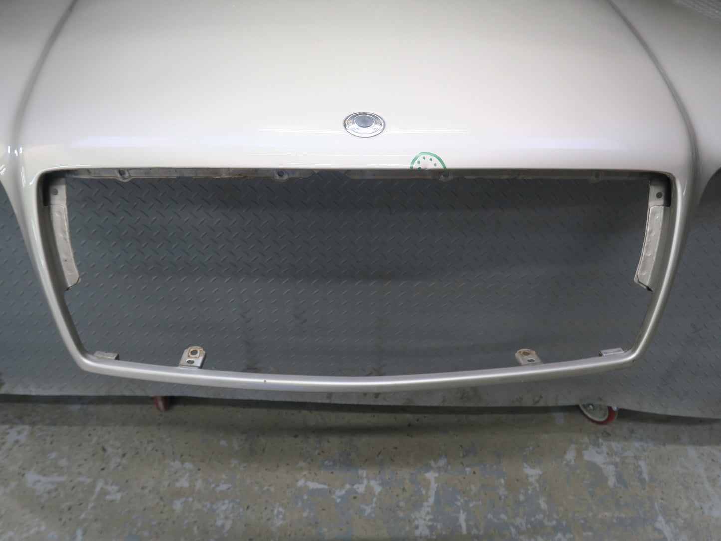94-99 Mercedes W140 S500 Sedan Front Hood Bonnet Shell Panel Cover Silver OEM