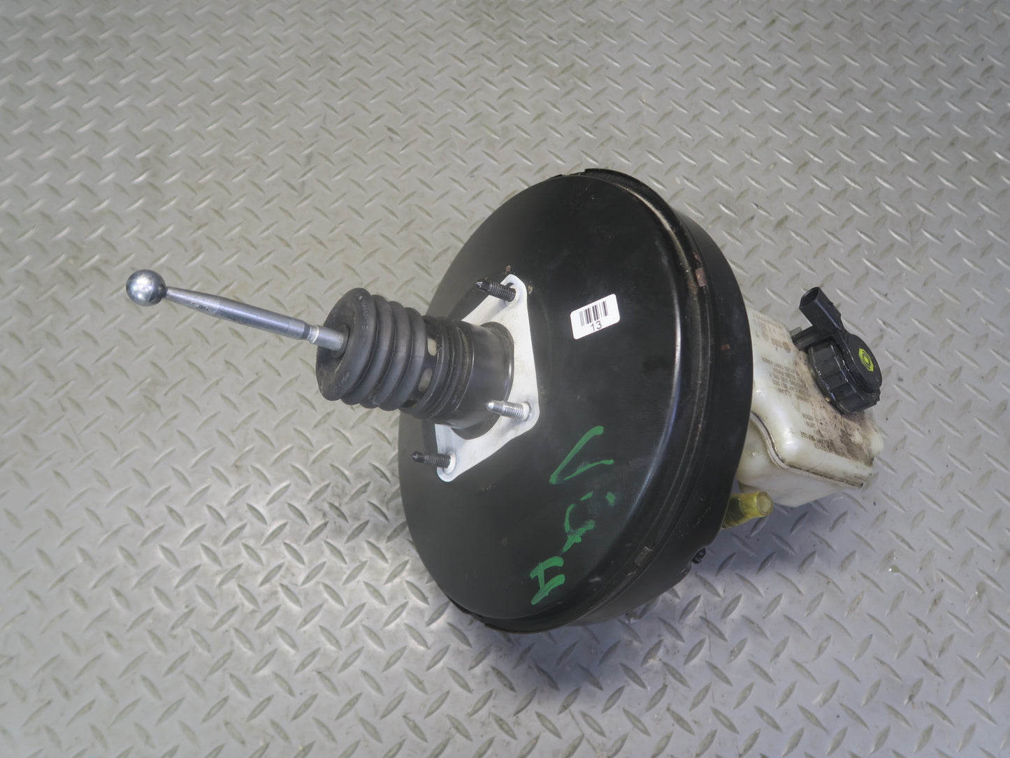 2008 VW Golf R32 MK5 Brake Master Cylinder Booster Fluid Reservoir OEM