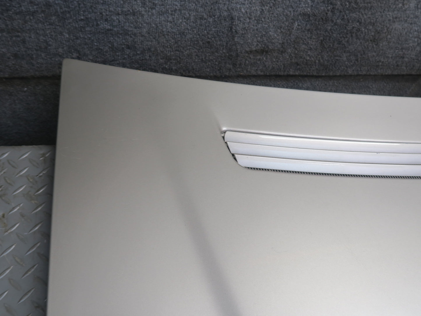 94-99 Mercedes W140 S500 Sedan Front Hood Bonnet Shell Panel Cover Silver OEM