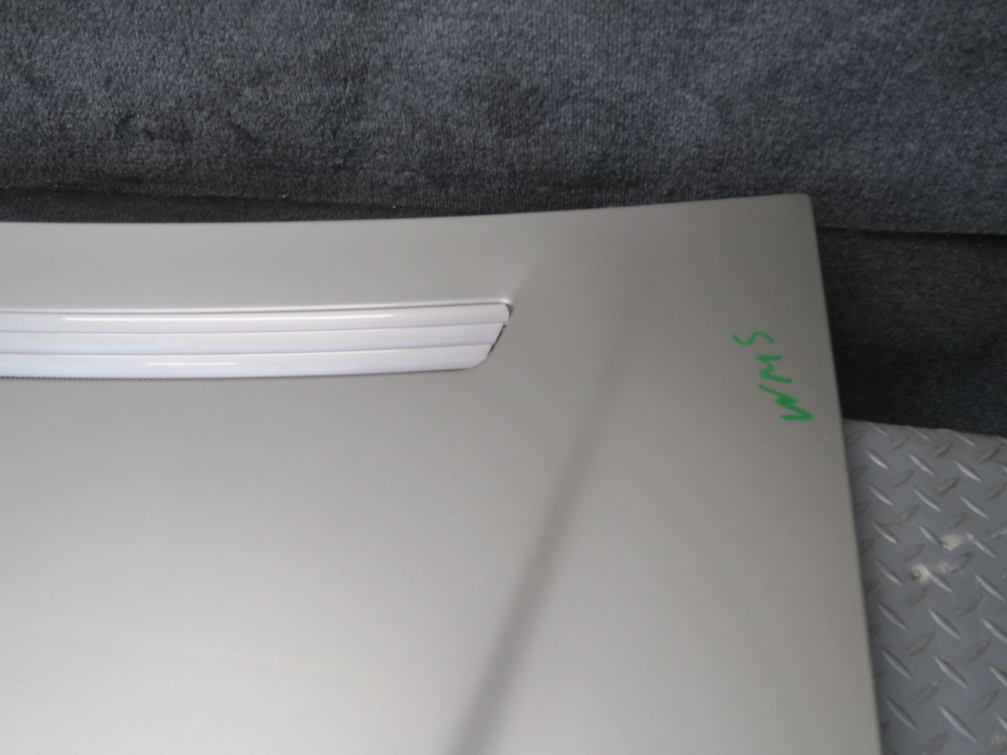94-99 Mercedes W140 S500 Sedan Front Hood Bonnet Shell Panel Cover Silver OEM
