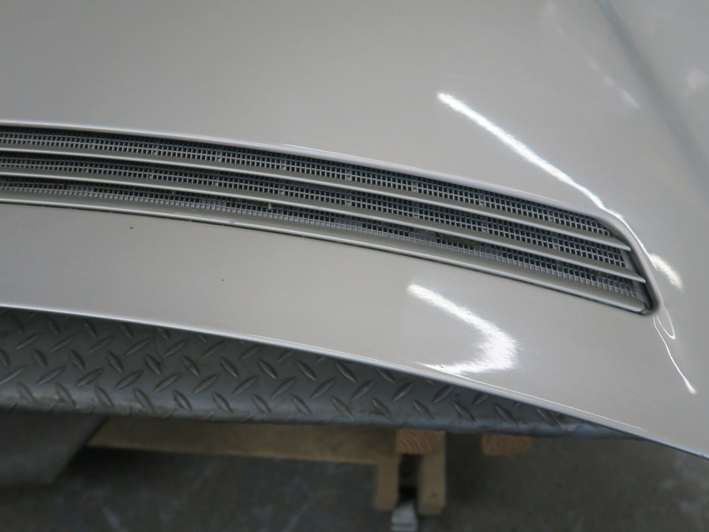 94-99 Mercedes W140 S500 Sedan Front Hood Bonnet Shell Panel Cover Silver OEM