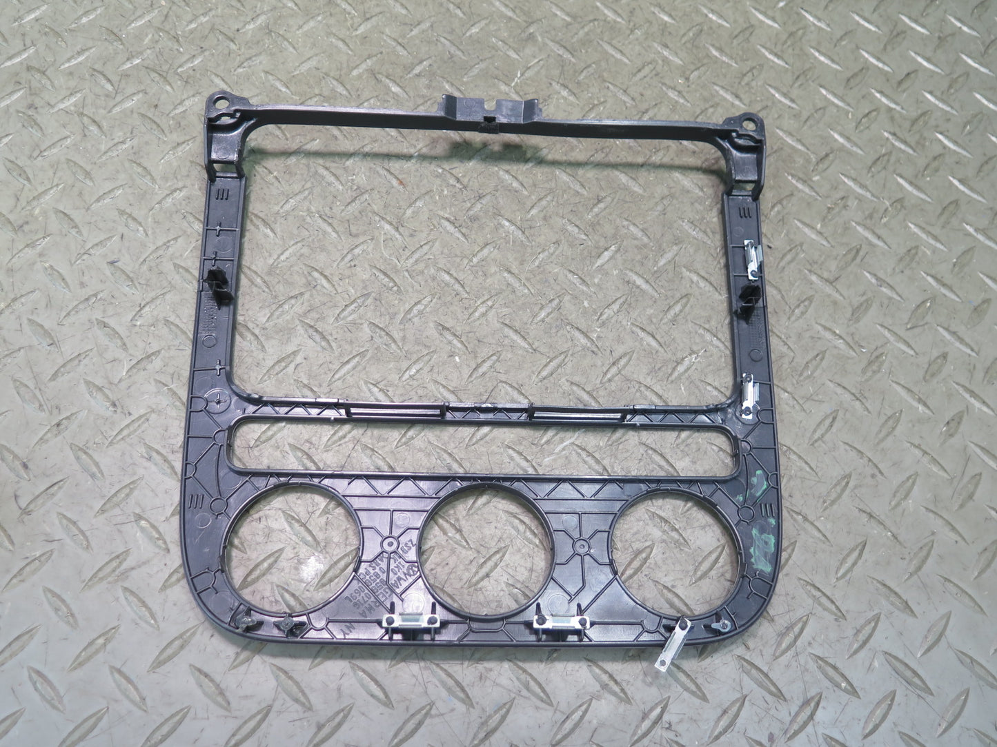 06-09 VW Golf MK5 R32 Dash Front Radio Climate Trim Bezel Panel 1K0858071 OEM