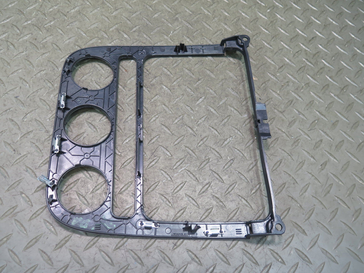 06-09 VW Golf MK5 R32 Dash Front Radio Climate Trim Bezel Panel 1K0858071 OEM