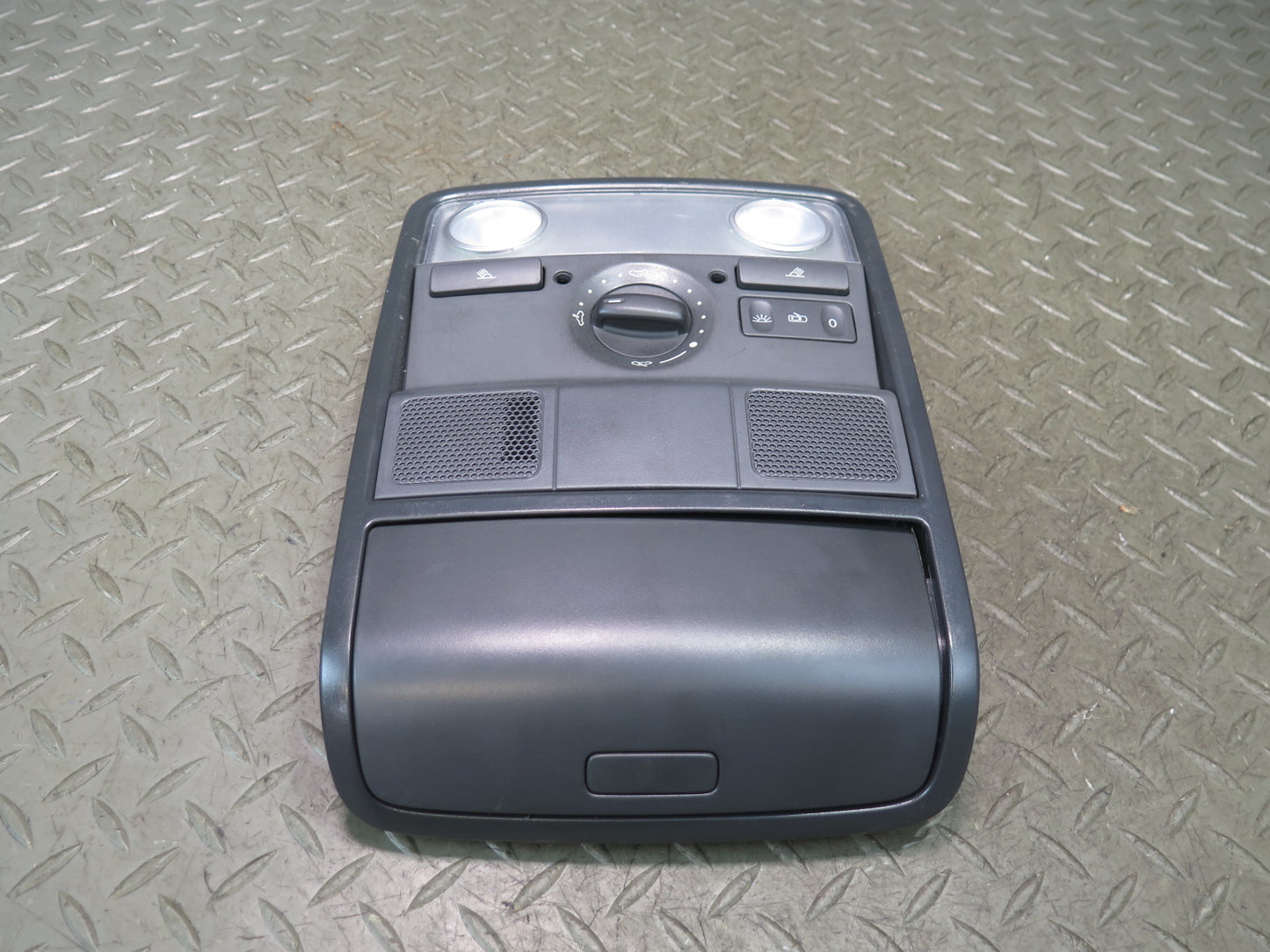 06-09 VW Golf MK5 R32 Overhead Console Dome Reading Light 1K0867489 OEM
