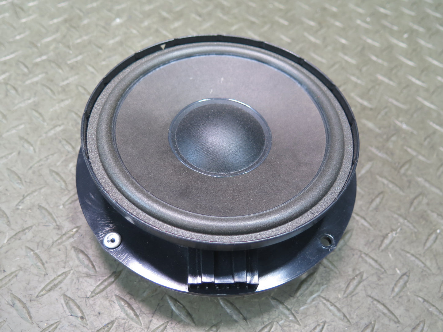 06-09 VW Golf MK5 R32 Set of 2 Rear Left & Right Door Speaker 1K0035415 OEM
