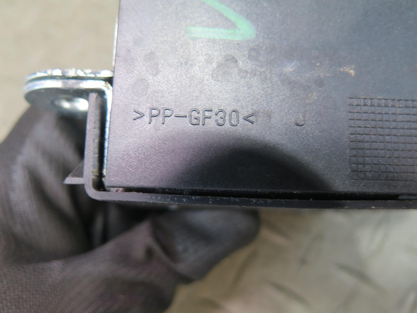 06-09 VW Golf MK5 R32 Rear Trunk Lid Lock Latch OEM