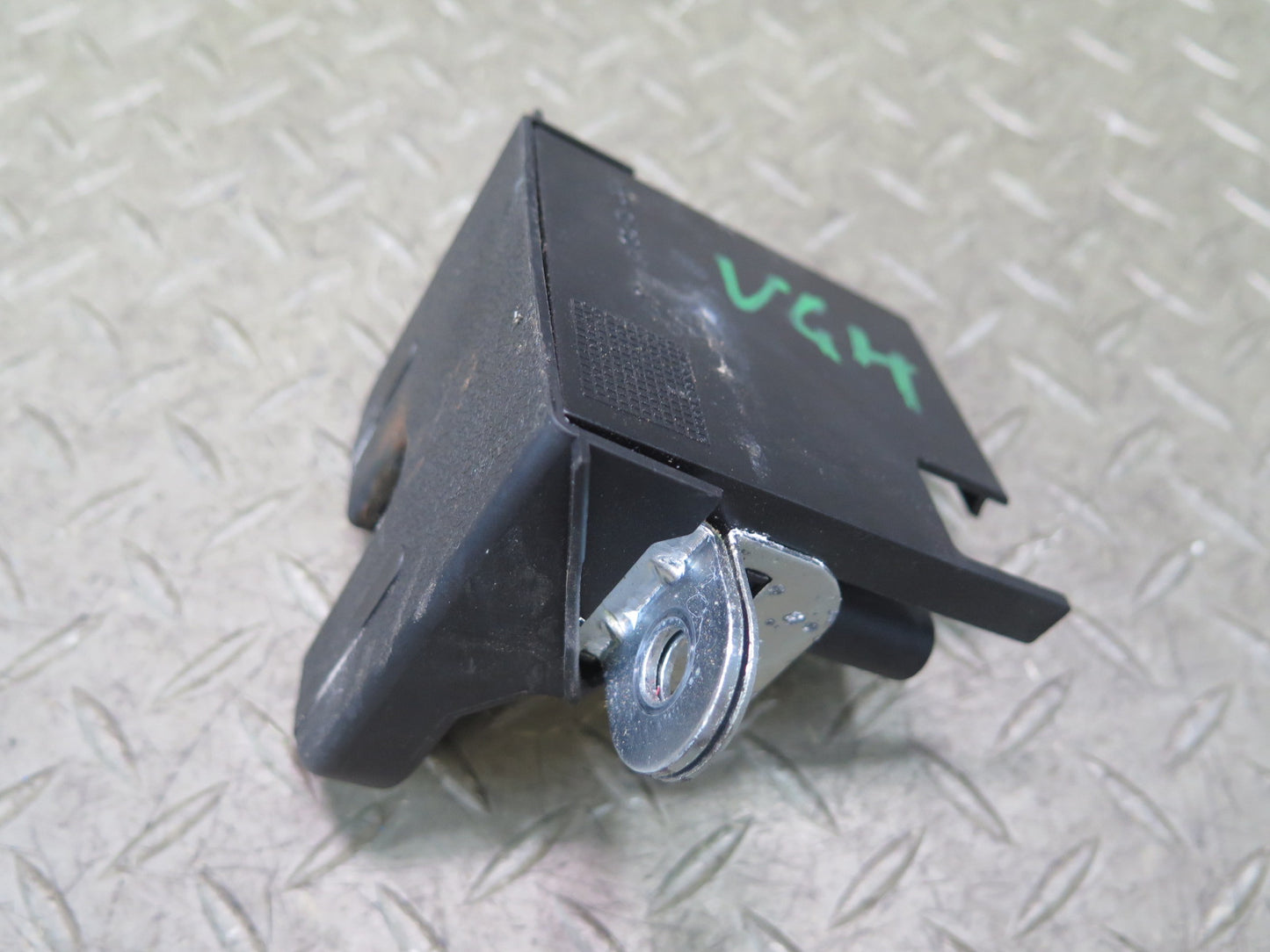 06-09 VW Golf MK5 R32 Rear Trunk Lid Lock Latch OEM