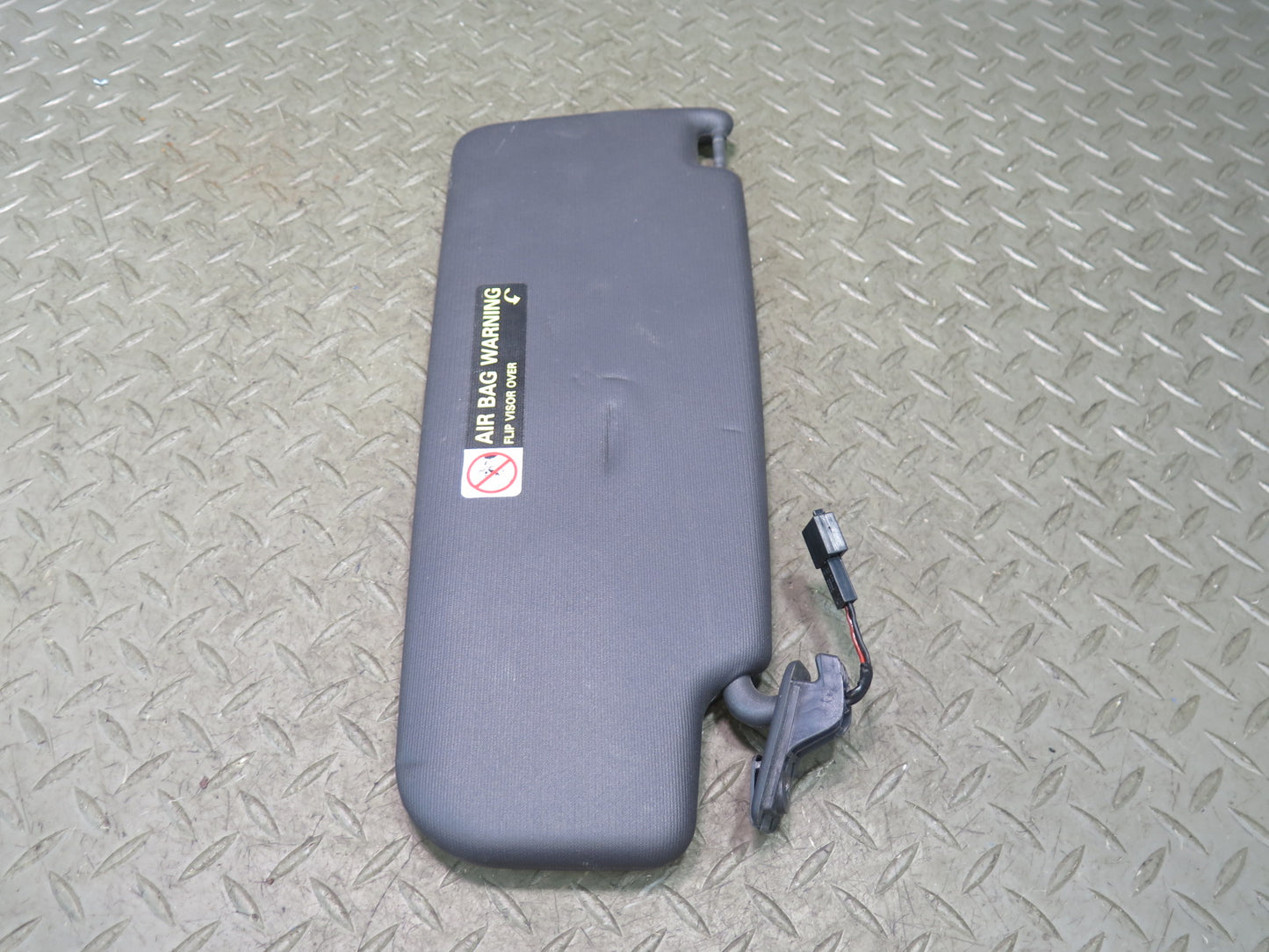 2008 VW Golf R32 Set of 2 Front Left & Right Sun Visor OEM
