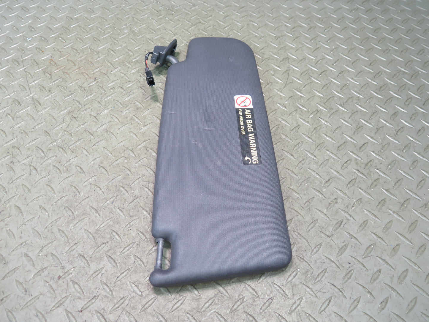 2008 VW Golf R32 Set of 2 Front Left & Right Sun Visor OEM