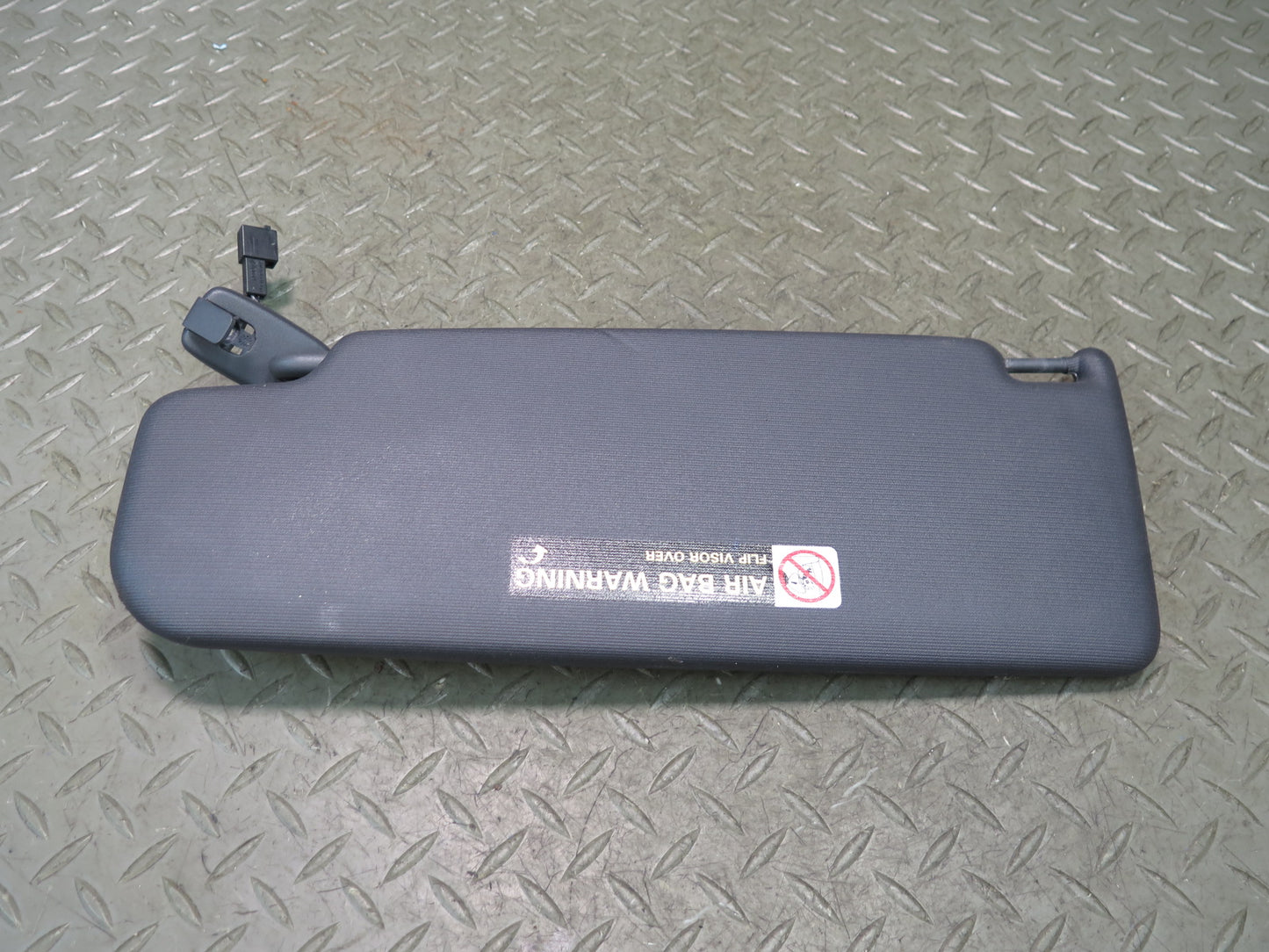 2008 VW Golf R32 Set of 2 Front Left & Right Sun Visor OEM