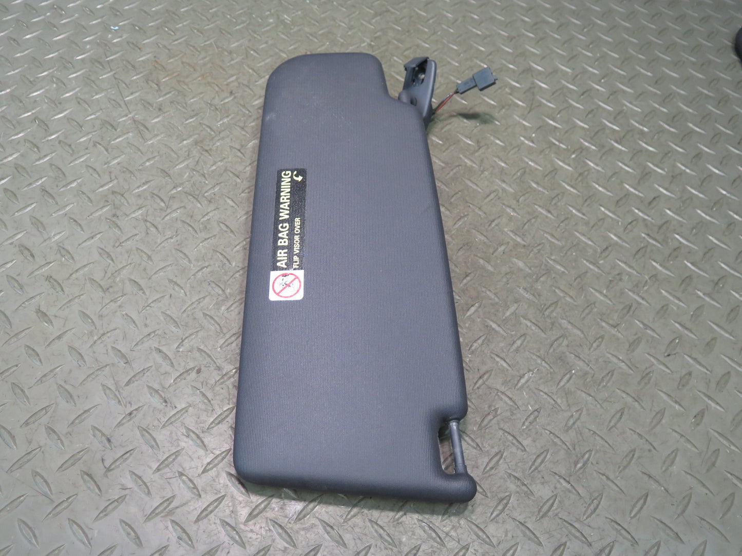 2008 VW Golf R32 Set of 2 Front Left & Right Sun Visor OEM