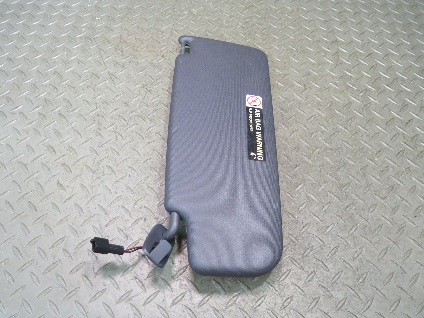 2008 VW Golf R32 Set of 2 Front Left & Right Sun Visor OEM