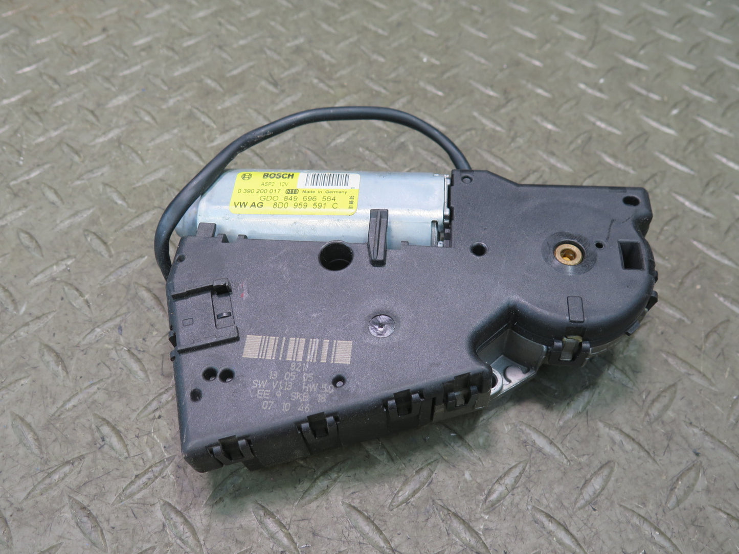 06-09 VW Golf MK5 R32 Sunroof Motor Drive Unit 8D0959591C OEM
