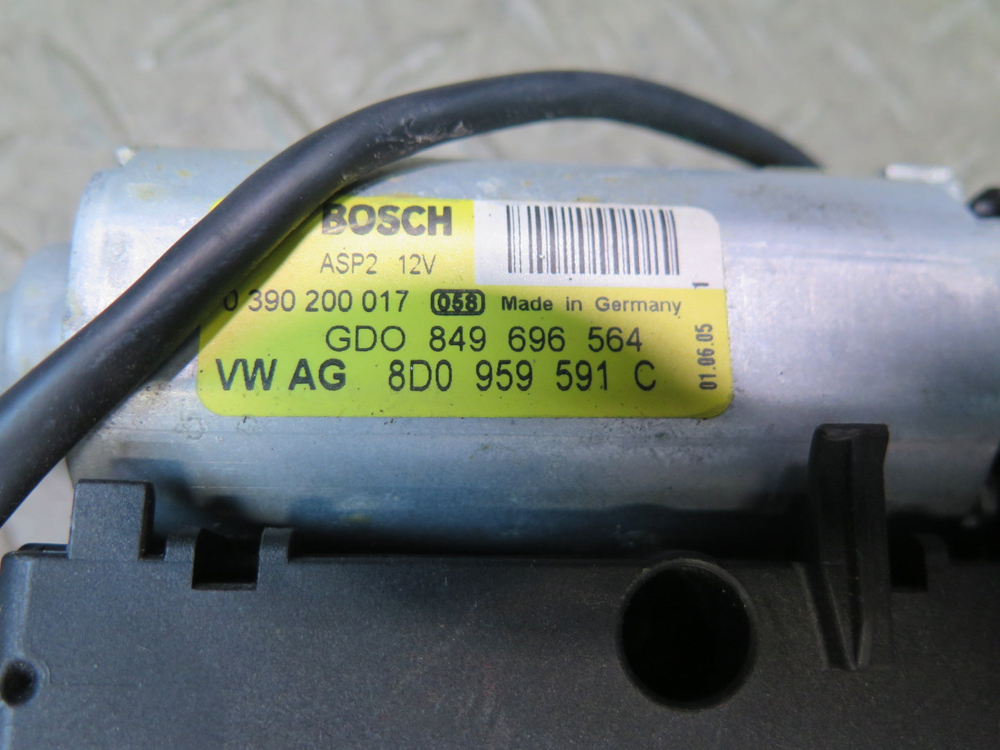 06-09 VW Golf MK5 R32 Sunroof Motor Drive Unit 8D0959591C OEM