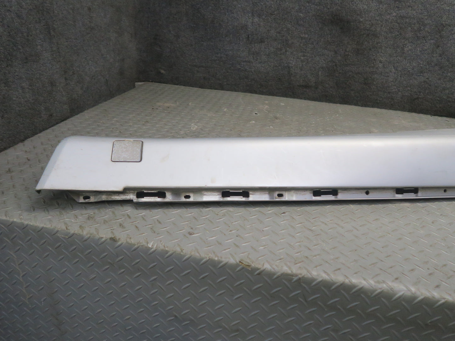 96-02 Mercedes R129 Sl-class Set of 2 Side Skirt Rocker Panel Molding Silver OEM