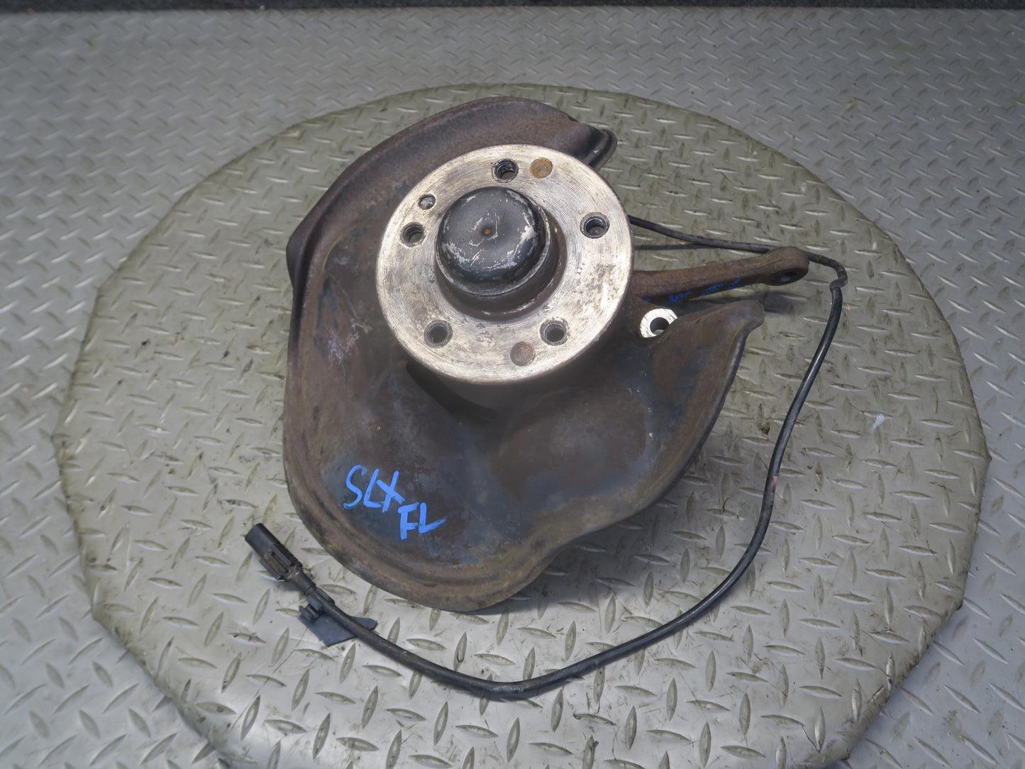 96-02 Mercedes R129 Sl-class Front Left Spindle Knuckle Wheel Hub Bearing OEM