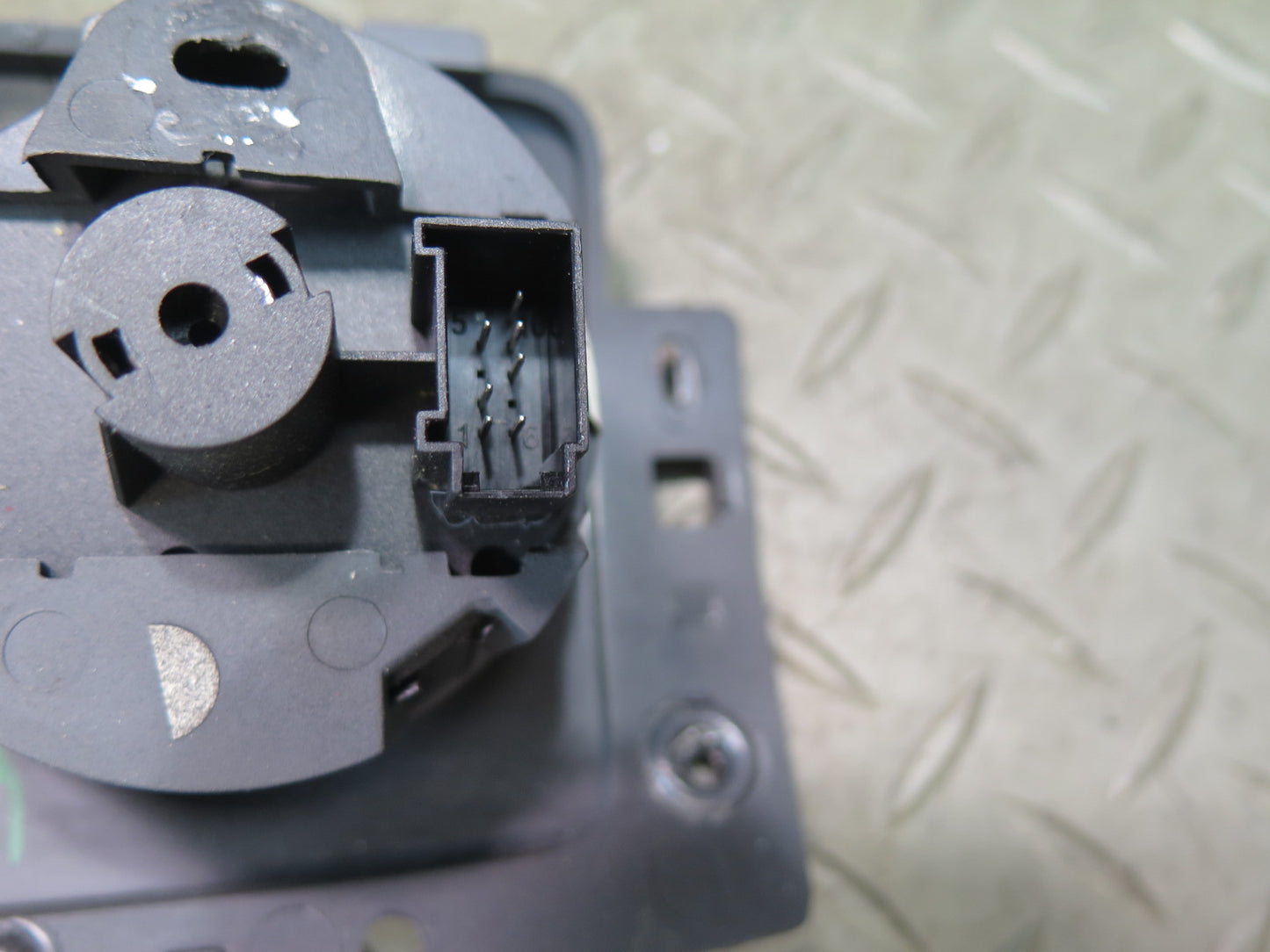 06-09 VW Golf MK5 R32 Headlight Light Lamp Dimmer Control Switch OEM