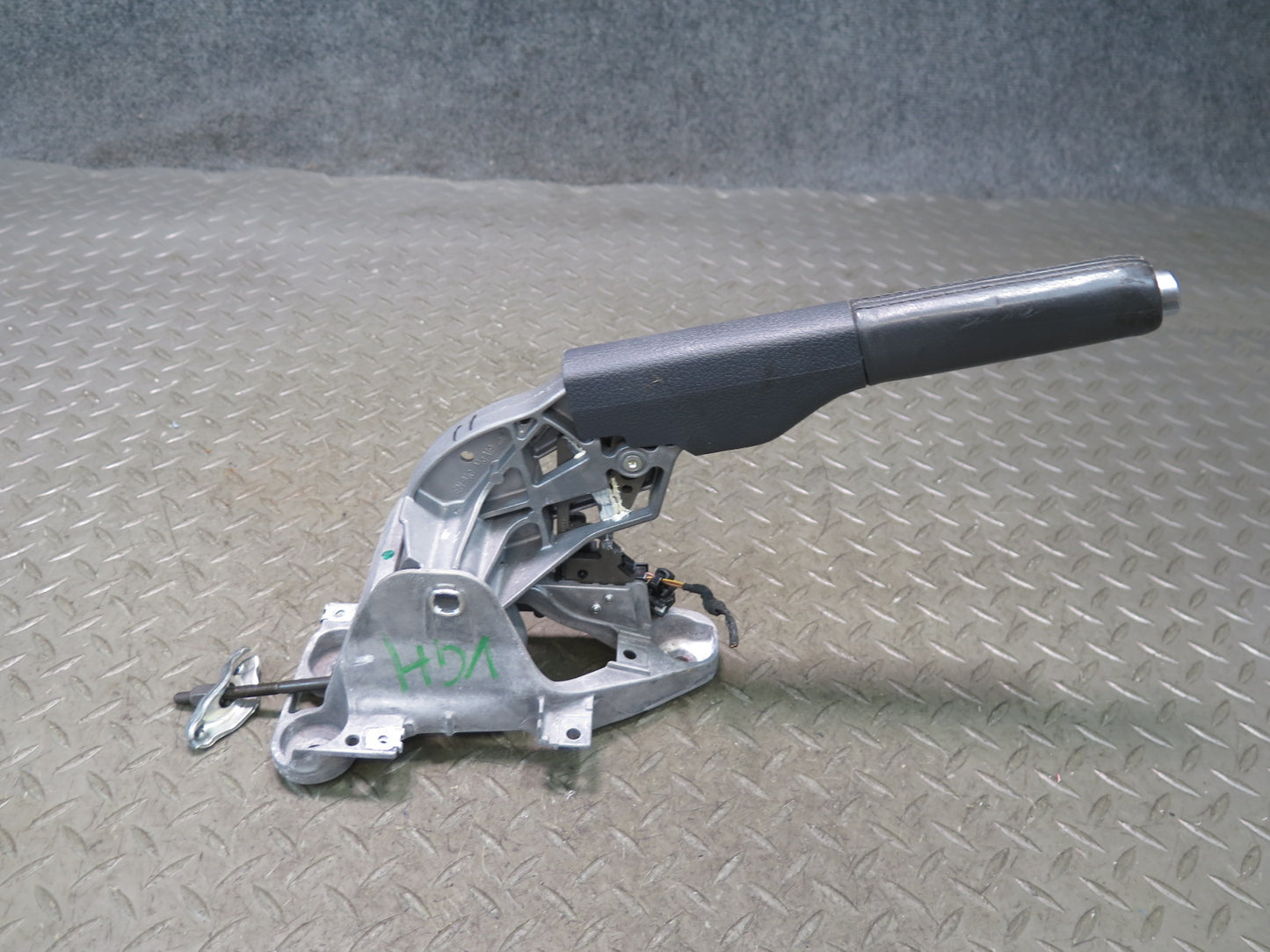 06-09 VW Golf MK5 R32 Emergency Parking Hand Brake Handle OEM