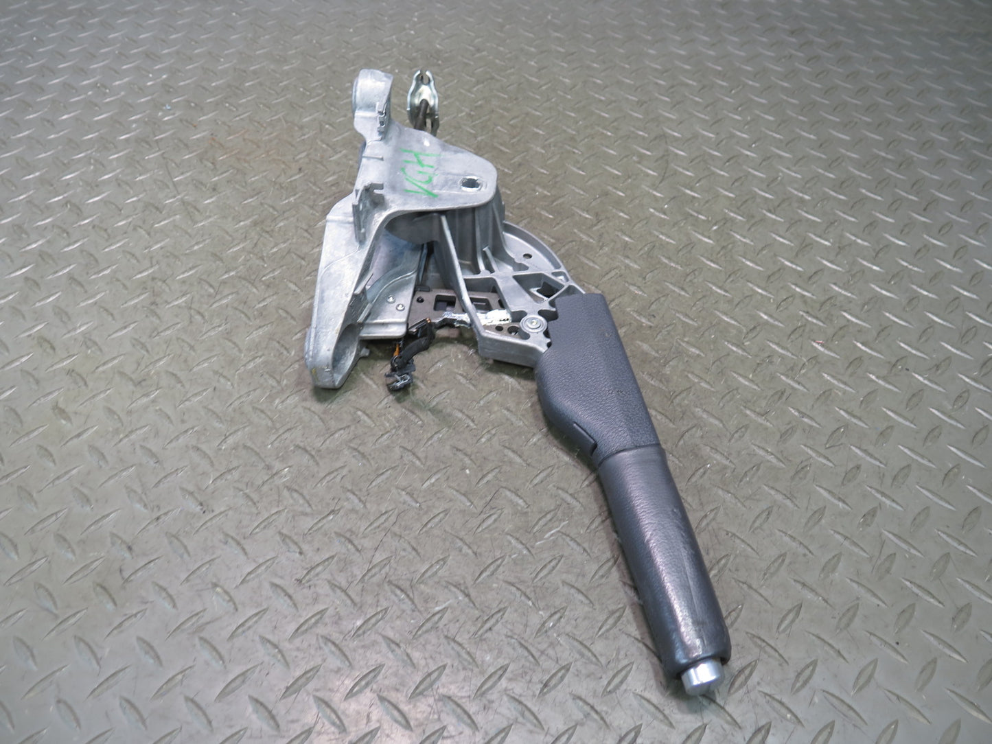 06-09 VW Golf MK5 R32 Emergency Parking Hand Brake Handle OEM