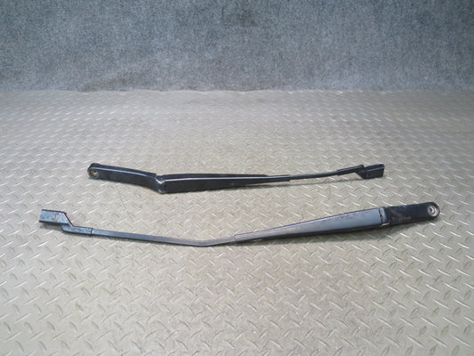 06-09 VW Golf MK5 R32 Set of 2 Front Left & Right Windshield Wiper Arm OEM