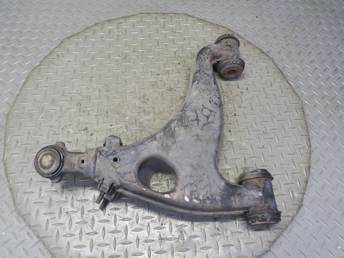 96-98 Mercedes R129 Sl-class Set of 2 Front Suspension Lower Control Arm OEM