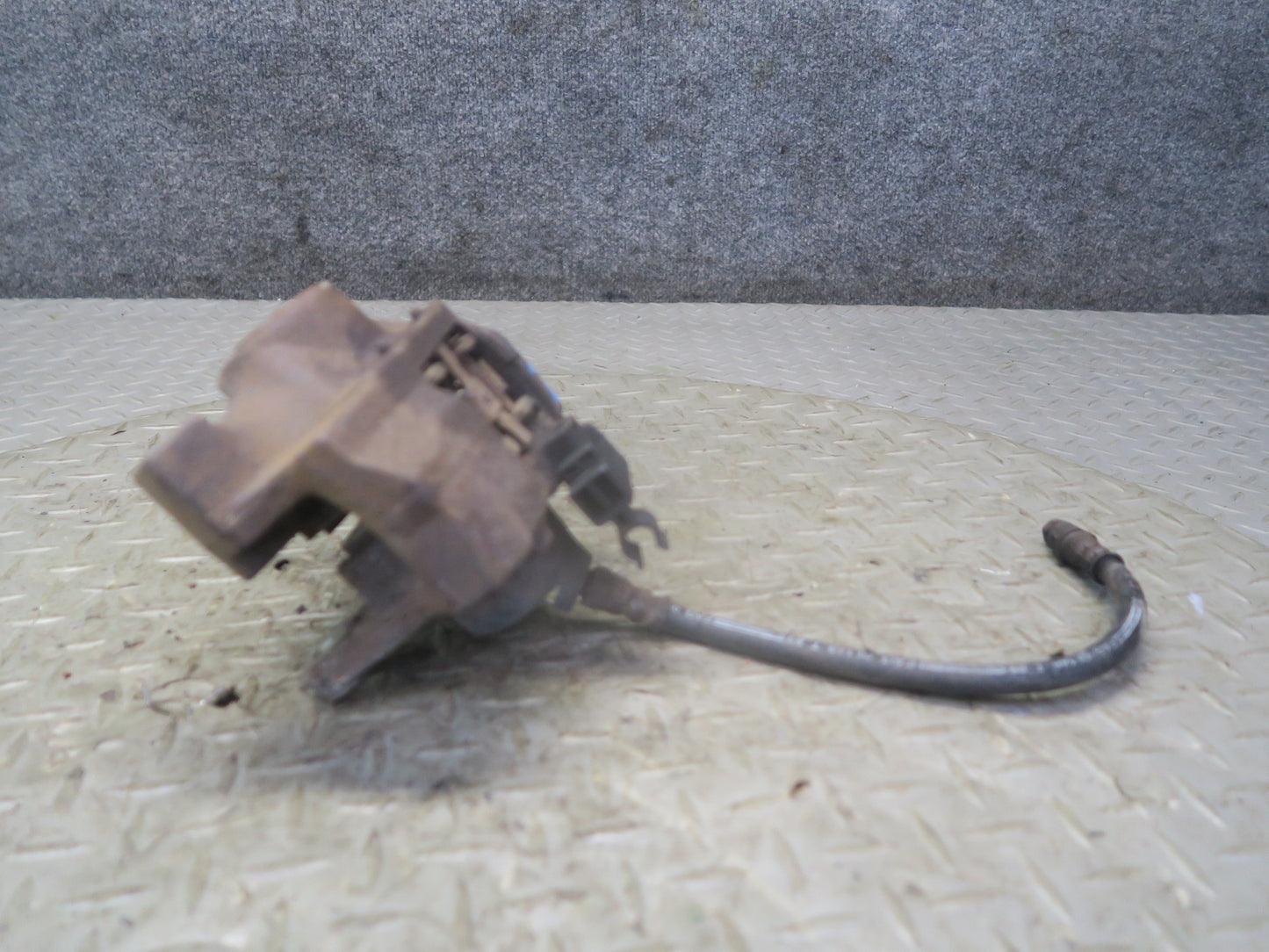 96-98 Mercedes R129 Sl-class Set of 2 Rear Left & Right Brake Caliper OEM