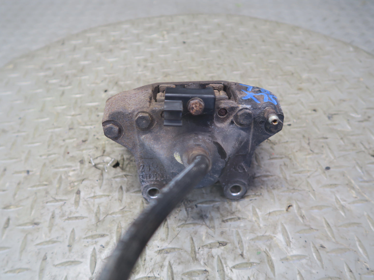 96-98 Mercedes R129 Sl-class Set of 2 Rear Left & Right Brake Caliper OEM