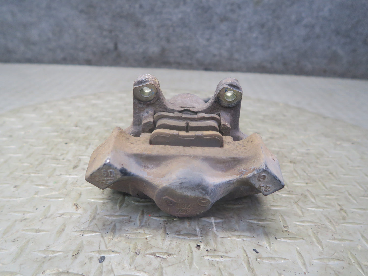 96-98 Mercedes R129 Sl-class Set of 2 Rear Left & Right Brake Caliper OEM