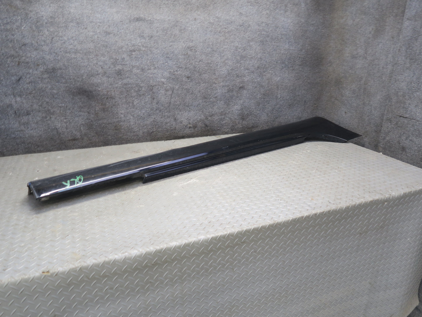 2012-2016 Mercedes R172 SLK Left Right Side Rocker Skirt Panel Molding Trim Set