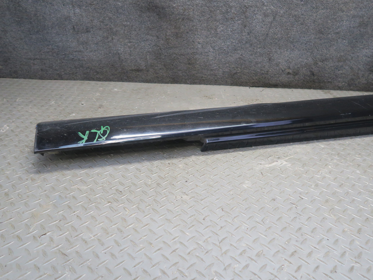 2012-2016 Mercedes R172 SLK Left Right Side Rocker Skirt Panel Molding Trim Set