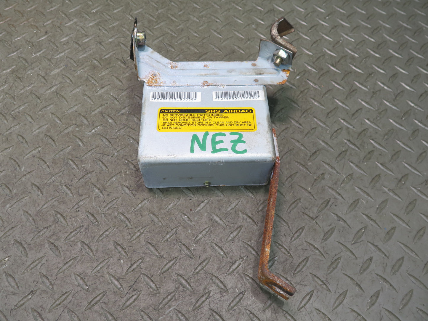 92-93 NISSAN 300ZX Z32 SRS AIRBAG SENSOR CONTROL MODULE 2855546P00 OEM