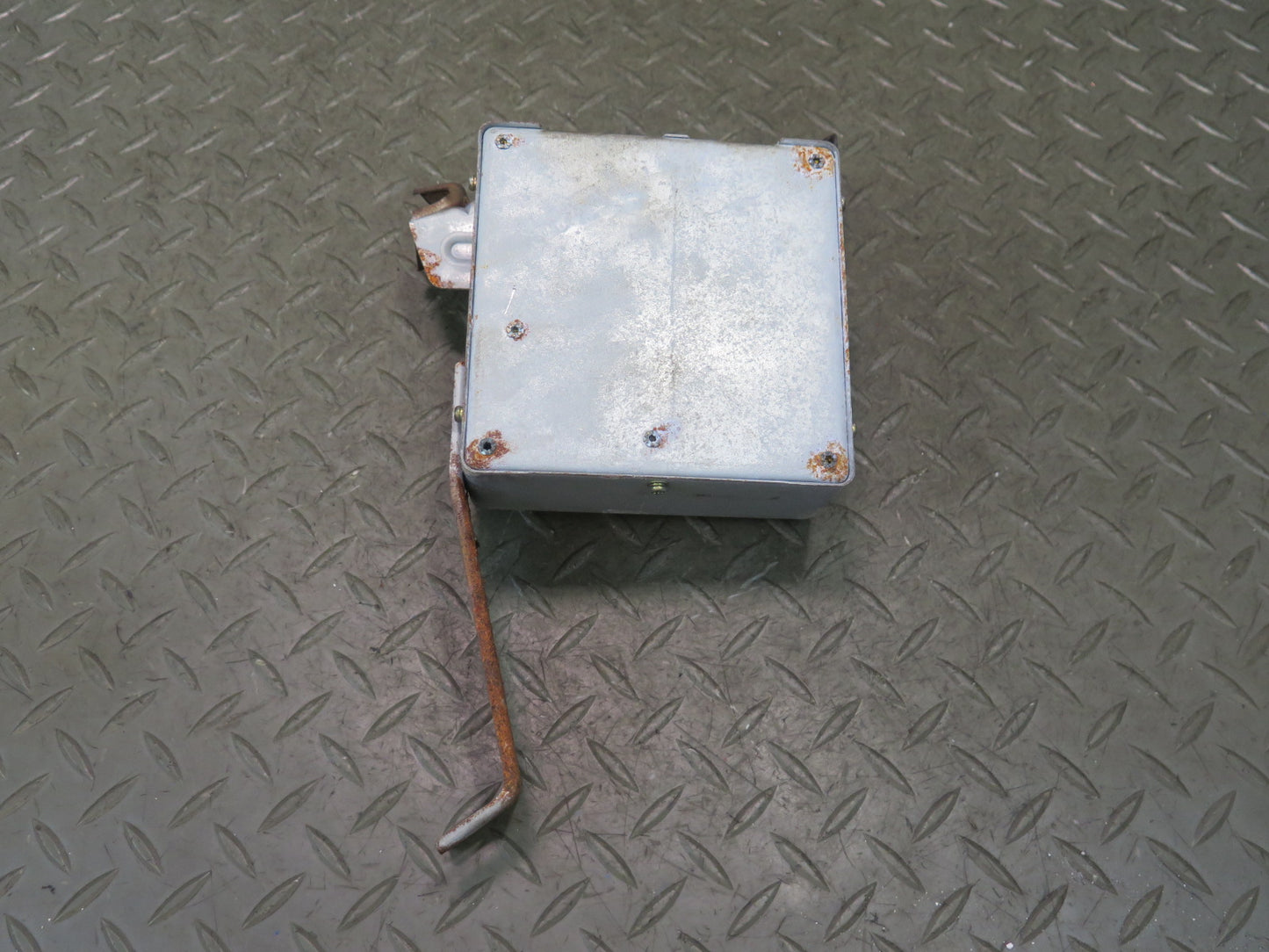 92-93 NISSAN 300ZX Z32 SRS AIRBAG SENSOR CONTROL MODULE 2855546P00 OEM