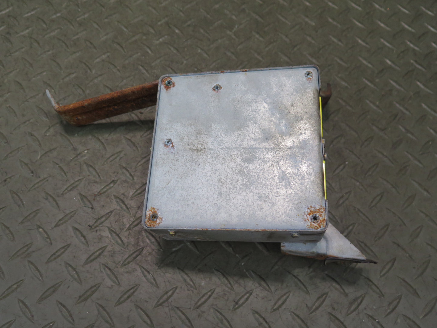 92-93 NISSAN 300ZX Z32 SRS AIRBAG SENSOR CONTROL MODULE 2855546P00 OEM