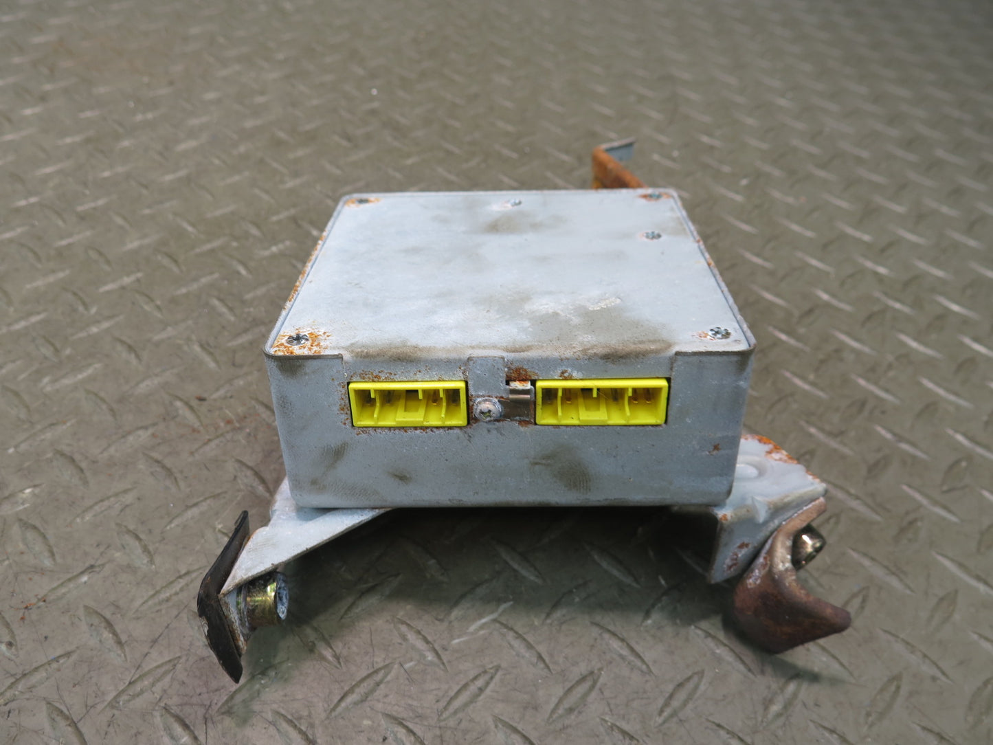 92-93 NISSAN 300ZX Z32 SRS AIRBAG SENSOR CONTROL MODULE 2855546P00 OEM