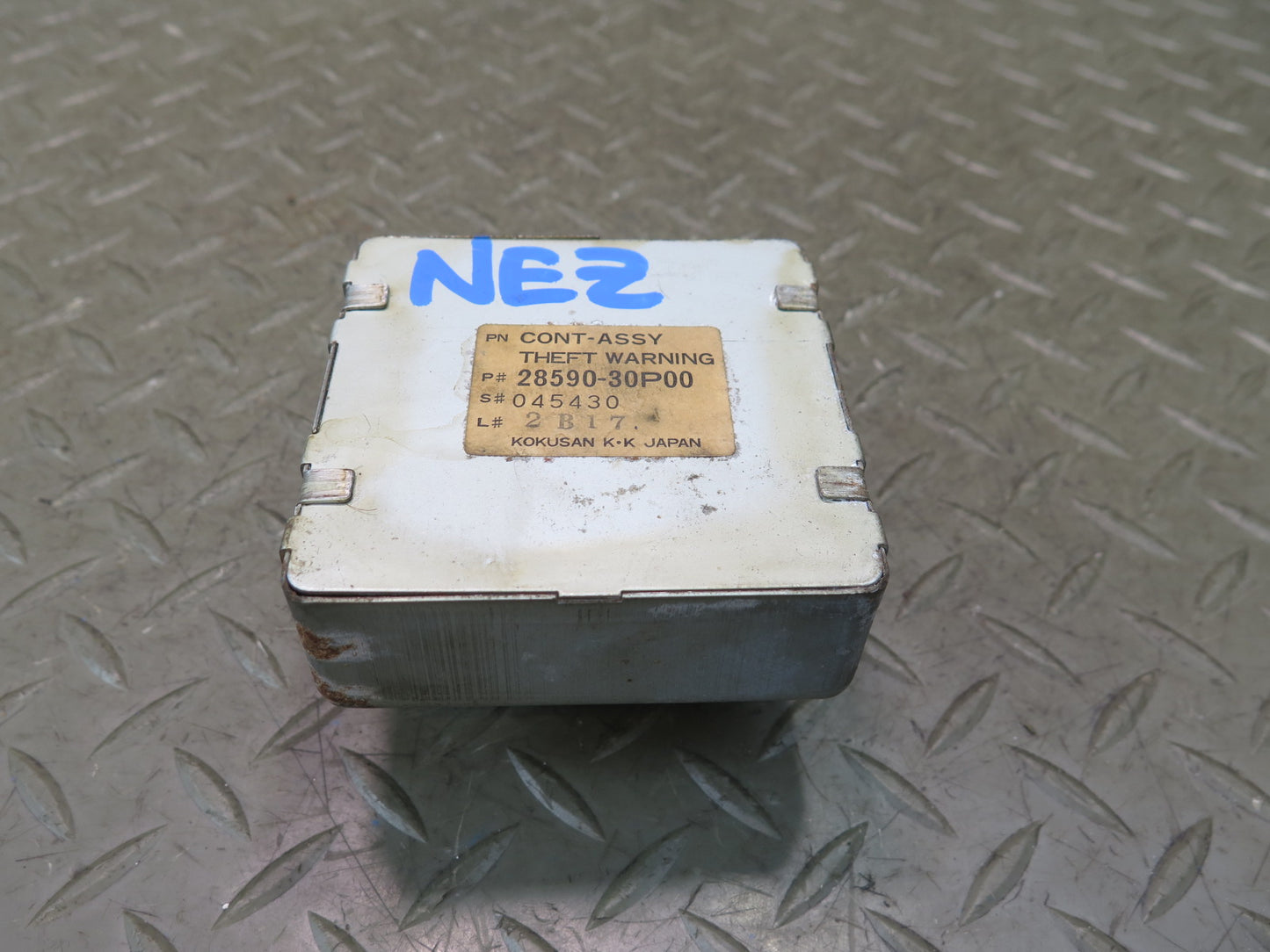 90-93 Nissan Z32 300ZX Theft Warning Control Module 28590-30P00 OEM
