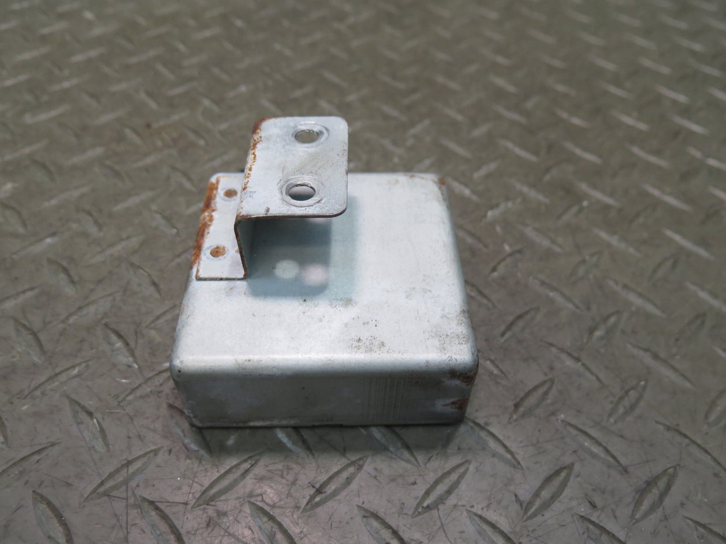 90-93 Nissan Z32 300ZX Theft Warning Control Module 28590-30P00 OEM