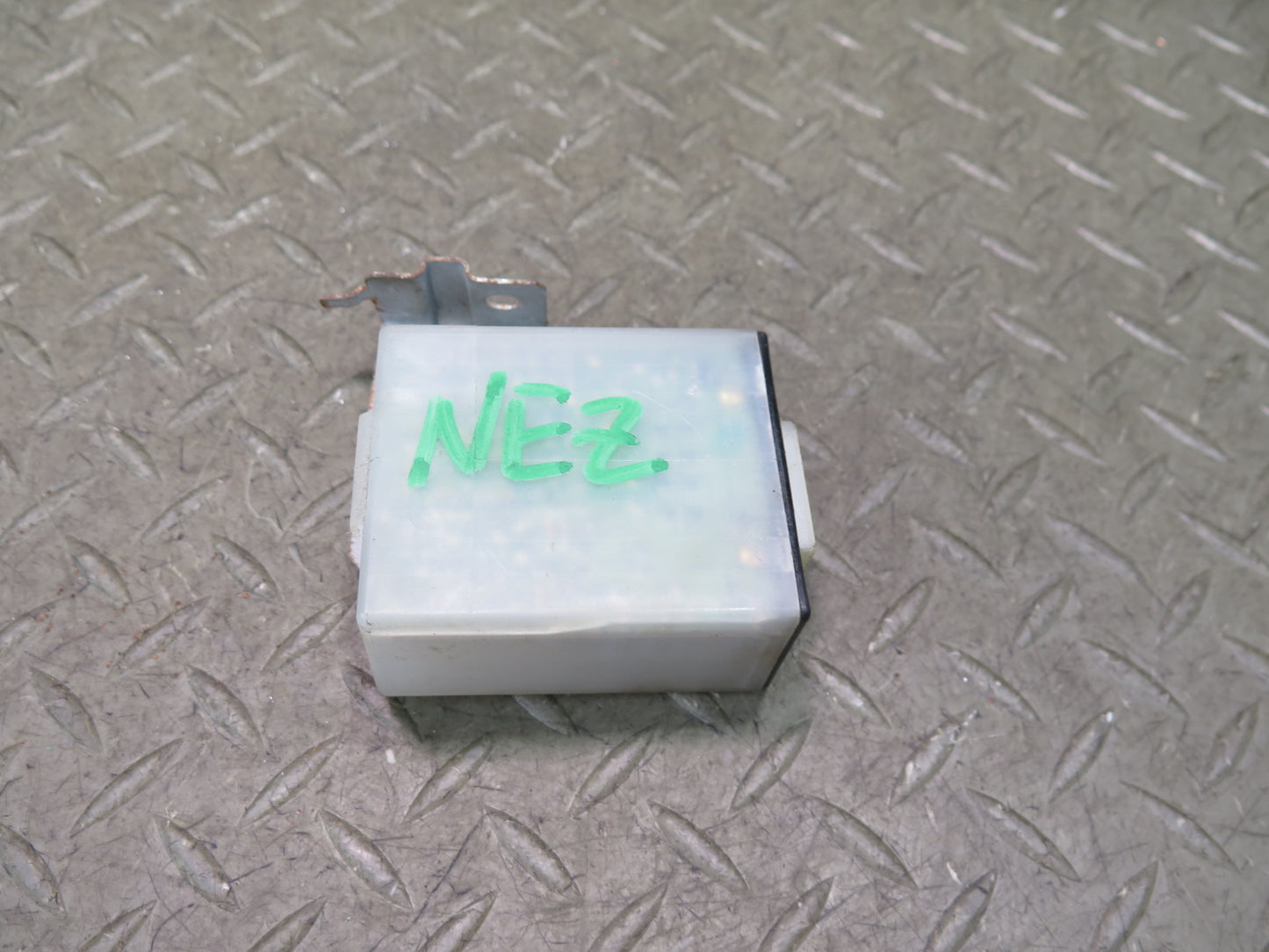 90-96 Nissan Z32 300ZX Antenna Relay Control Module Unit OEM