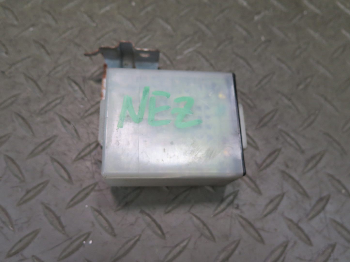 90-96 Nissan Z32 300ZX Antenna Relay Control Module Unit OEM