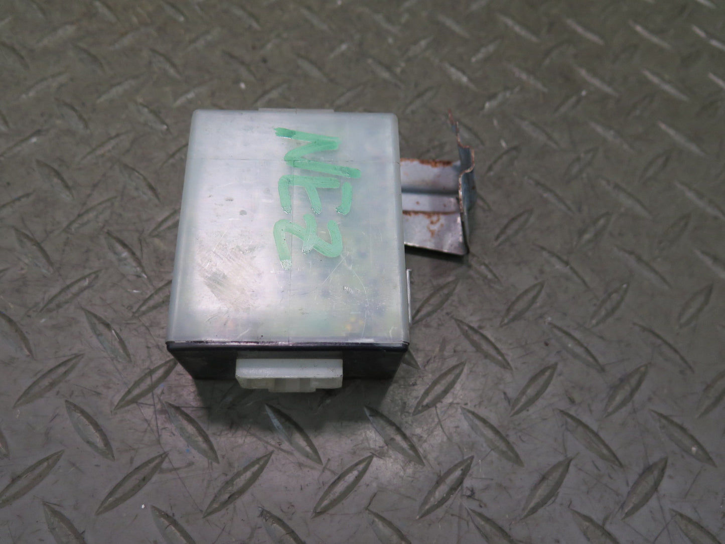 90-96 Nissan Z32 300ZX Antenna Relay Control Module Unit OEM