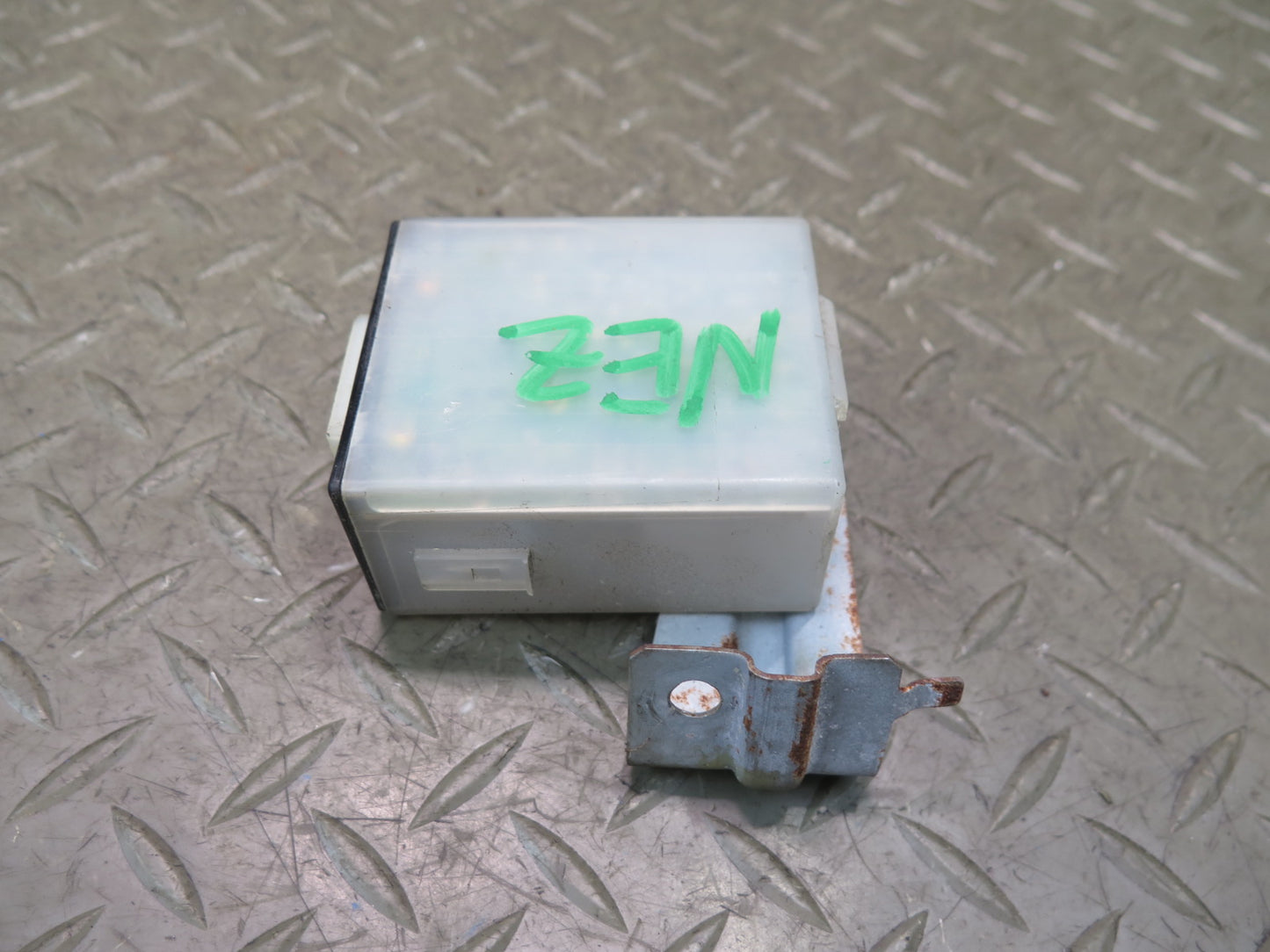 90-96 Nissan Z32 300ZX Antenna Relay Control Module Unit OEM