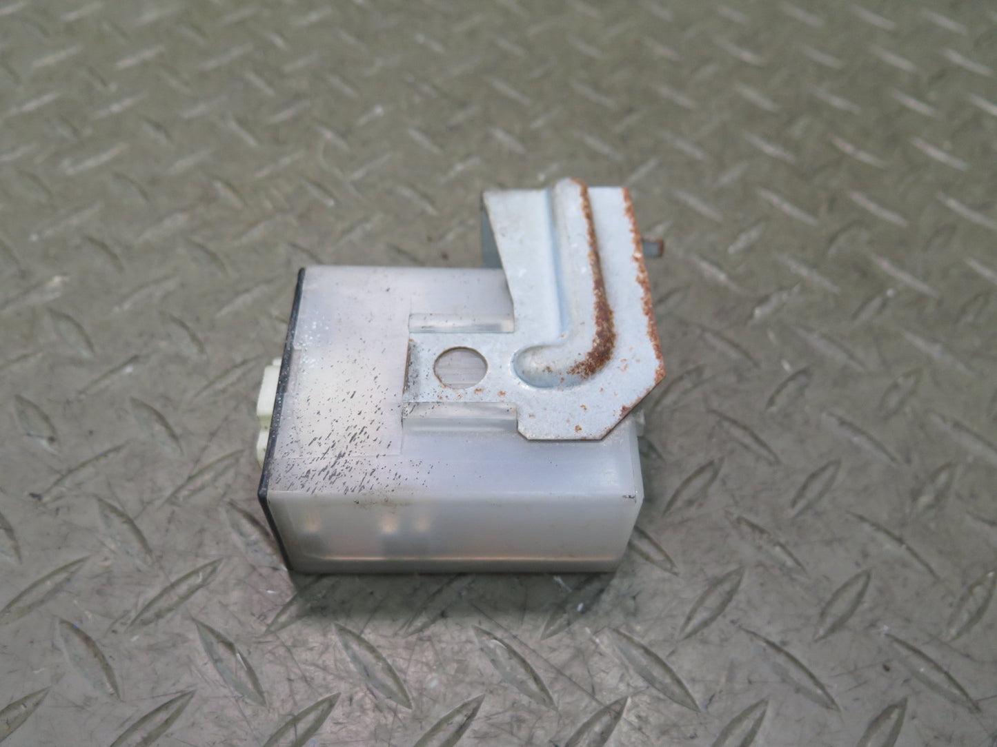 90-96 Nissan Z32 300ZX Antenna Relay Control Module Unit OEM