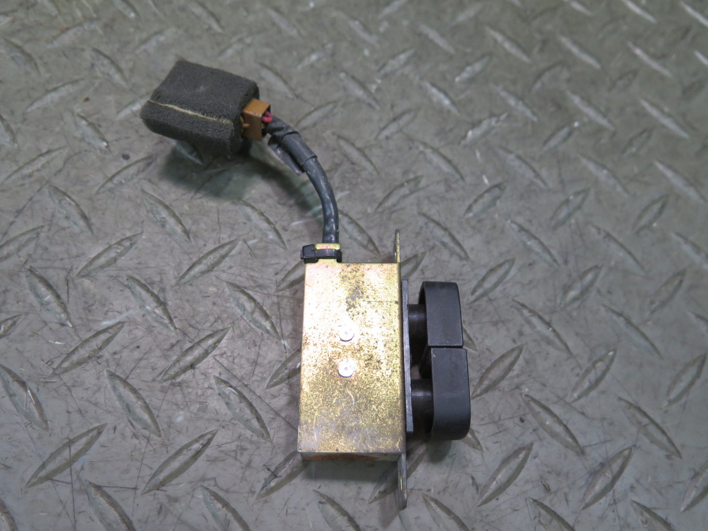 93-96 Nissan 300ZX Z32 Convertible Soft TOP Release Switch Button OEM