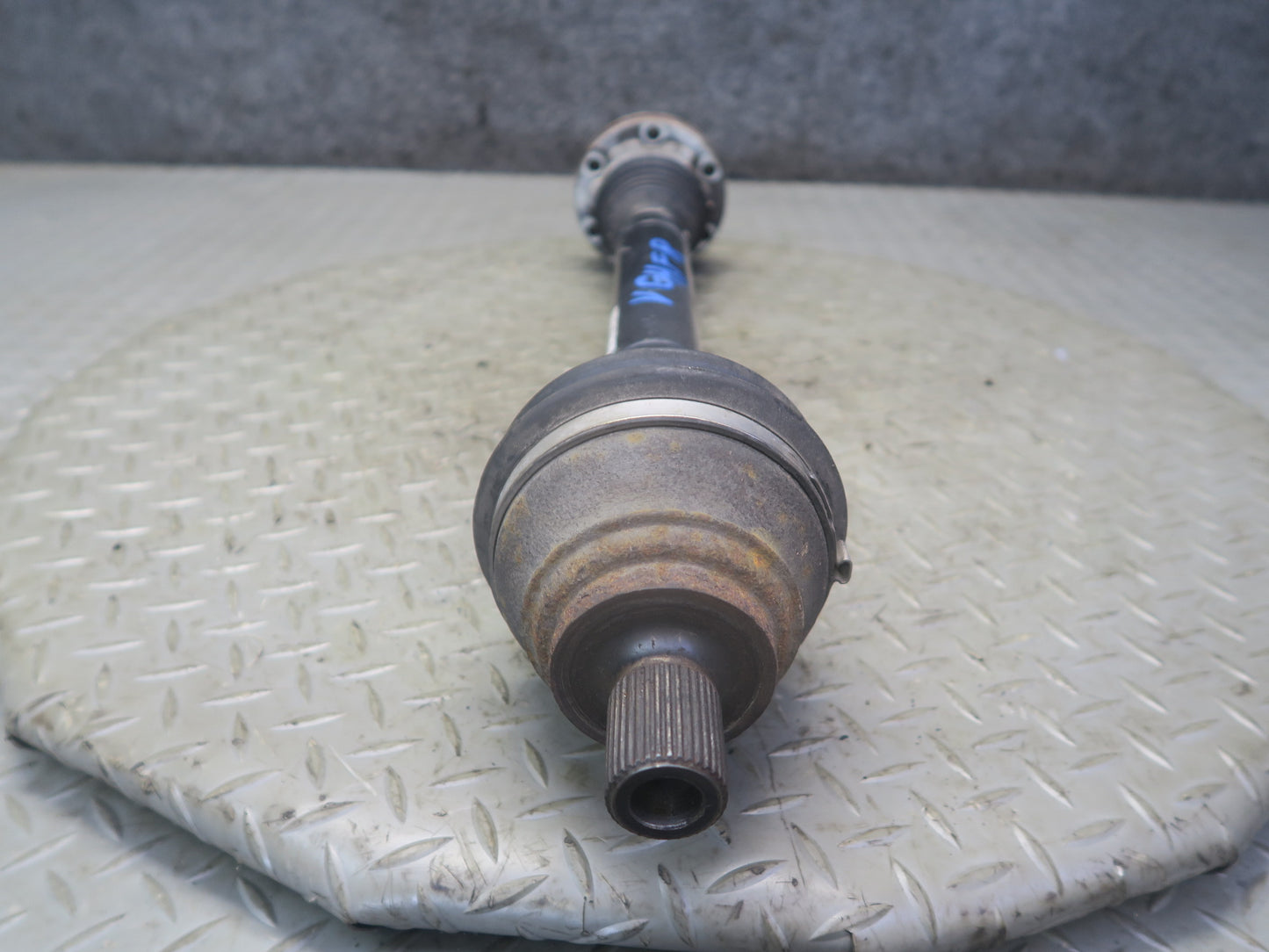 2008 VW Golf MK5 R32 AWD Front Right Suspension Axle Shaft 1K0407272CR OEM