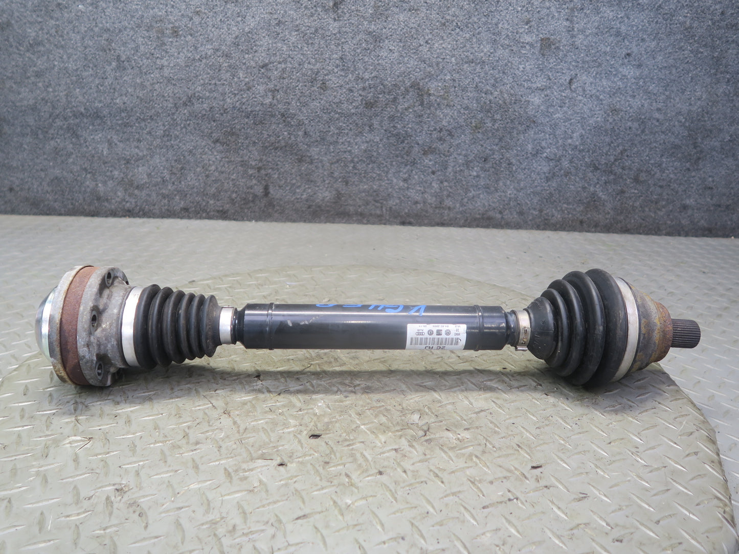 2008 VW Golf MK5 R32 AWD Front Right Suspension Axle Shaft 1K0407272CR OEM