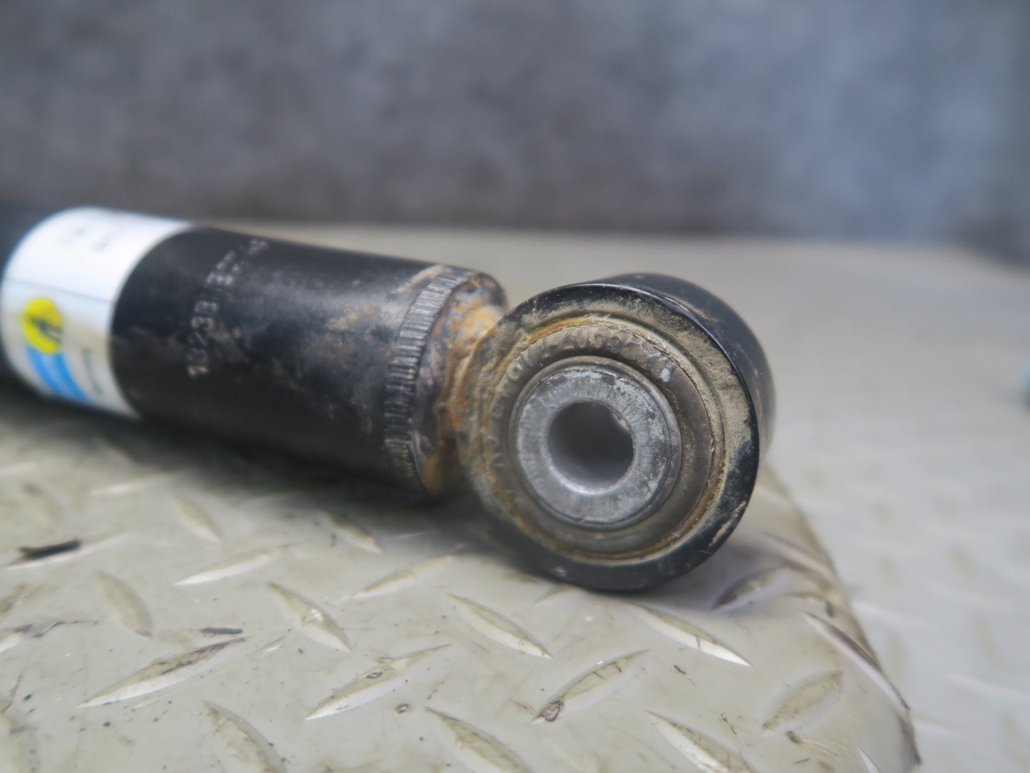 2008 VW Golf MK5 R32 AWD Set of 2 Rear Bilstein Strut Shock Absorber OEM