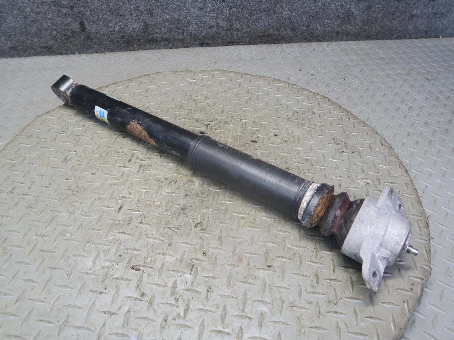 2008 VW Golf MK5 R32 AWD Set of 2 Rear Bilstein Strut Shock Absorber OEM