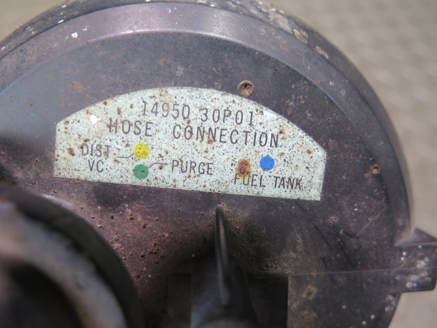 90-95 Nissan Z32 300ZX NA Fuel Evap Vapor Charcoal Canister 14950-30P01 OEM