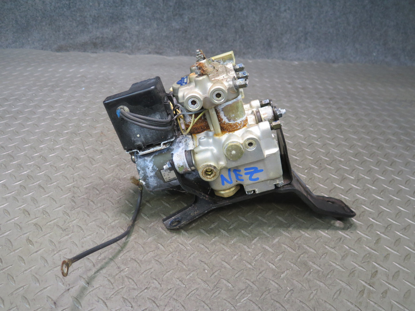90-93 Nissan 300ZX Z32 2+0 ABS Anti Lock Brake Pump W/ Module 47600-30P01 OEM