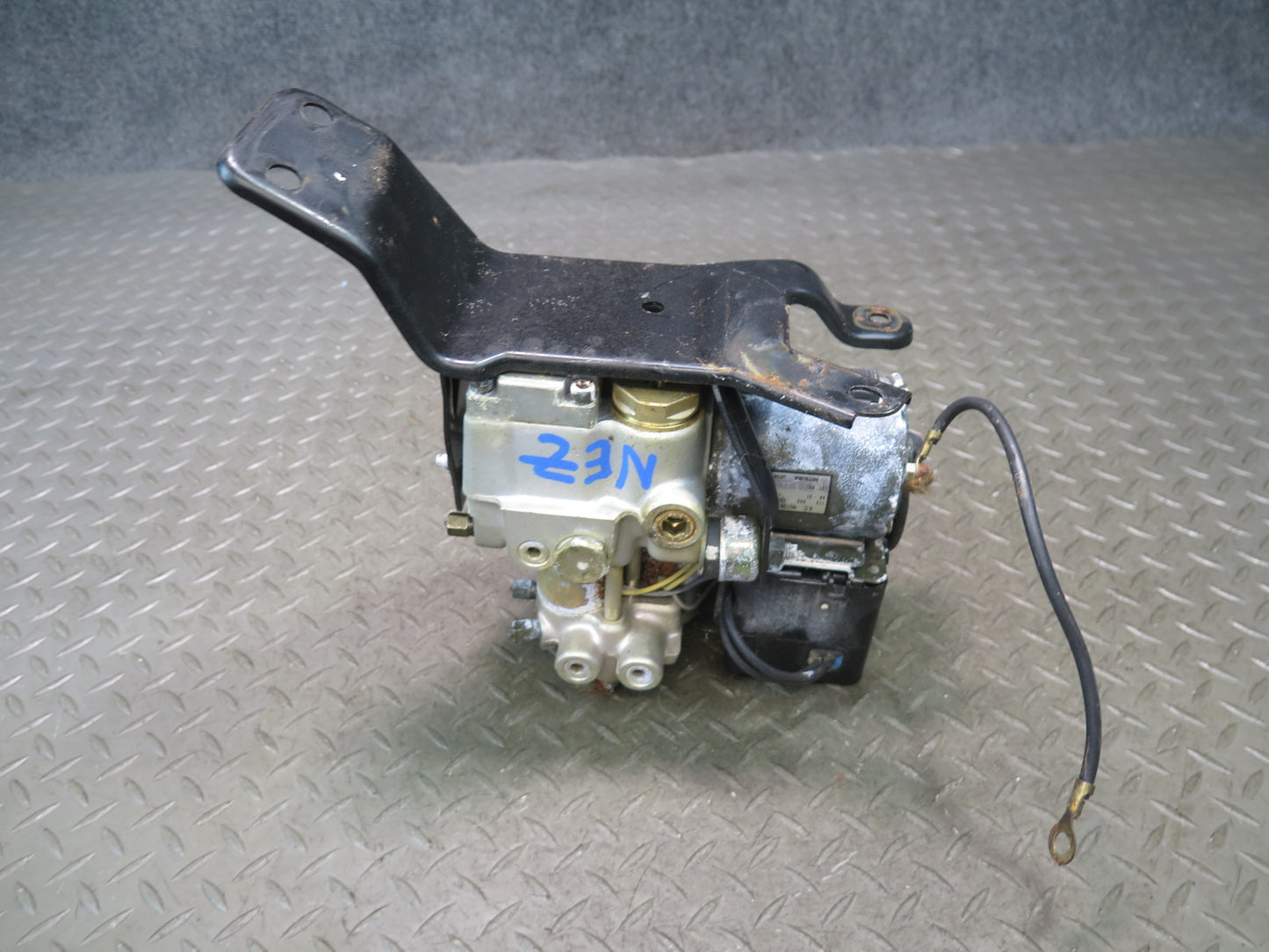 90-93 Nissan 300ZX Z32 2+0 ABS Anti Lock Brake Pump W/ Module 47600-30P01 OEM