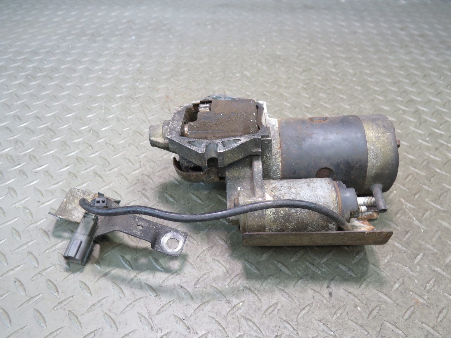 90-96 Nissan Z32 300ZX VG30D Engine Starter Motor 23300-30P16 OEM